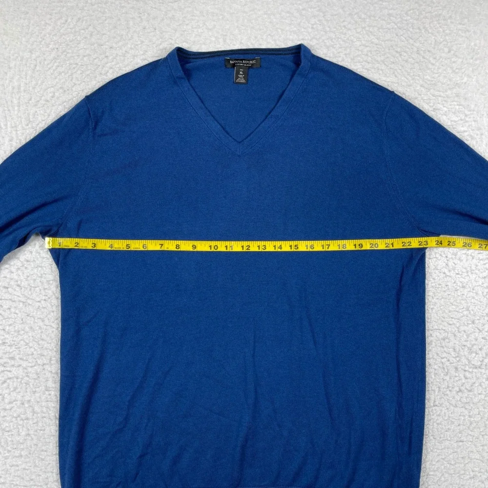 Banana Republic V-Neck Sweater Mens‎ XL Tall Blue Silk Cotton Cashmere Blend
